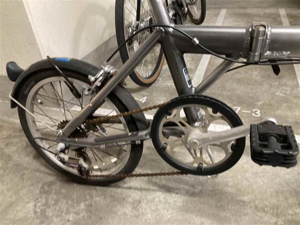 リヂストンの軽量アルミ自転車【筆者撮影】