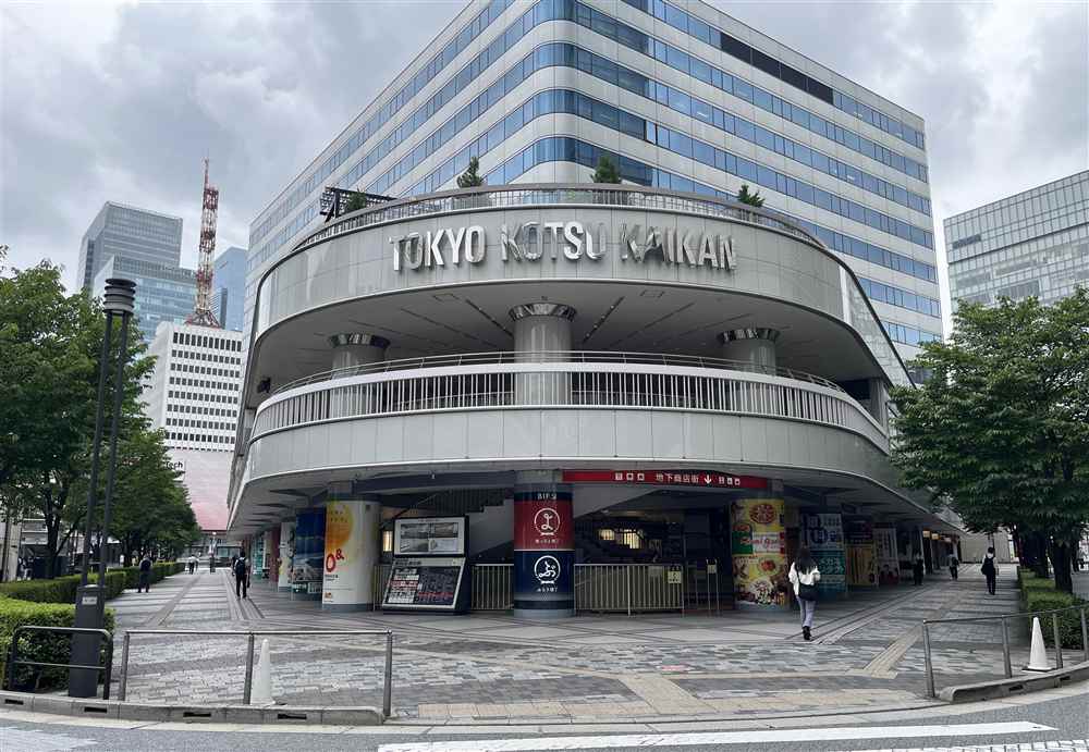 パスポート手数料値下げで有楽町が大混雑!元金券ショップ店長が教える印紙重ね×外貨両替の偽札リスク回避とエポスカード多重連鎖ハック